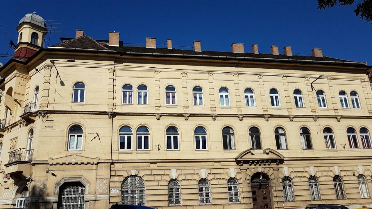 Cbs Apartments Budapest Eksteriør billede